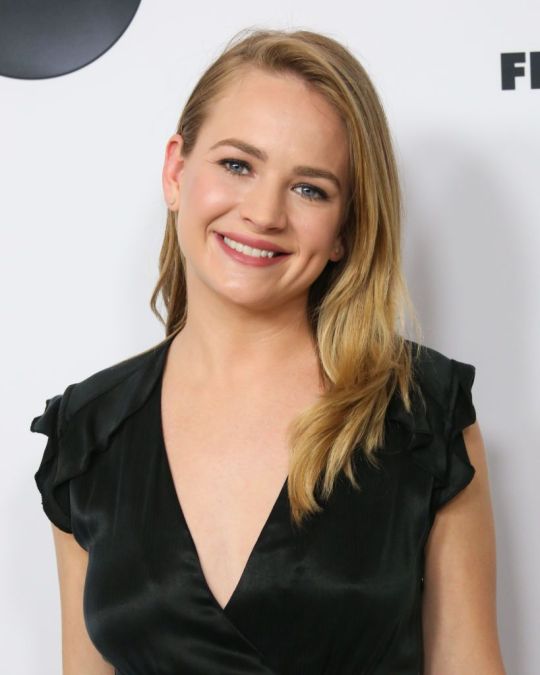 Britt Robertson